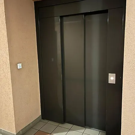 شقة Le Clos Du Chateau Rouge 3* Avec Parking Securise *